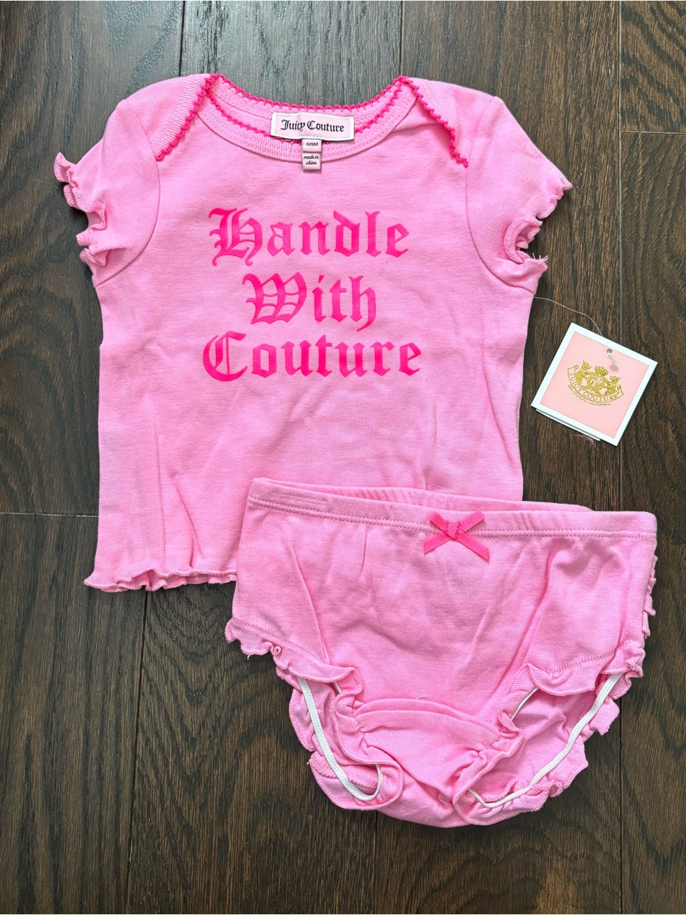 Juicy Couture Baby babygirl pink 2 piece set top and diaper cover 6-9 months NWT